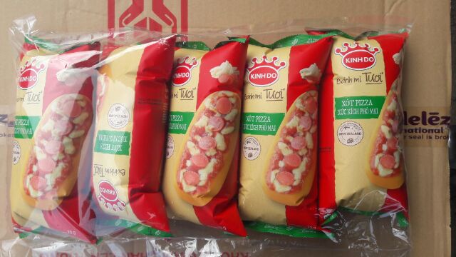 Bánh Mì Tươi Kinh Đô Pizza Xúc Xích Xốt Phô Mai, lốc 5 bánh×70g