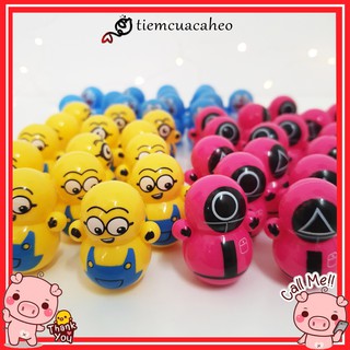 (Sẵn hàng SG) Con Lật Đật mini Squid Game Trò chơi con mực, Doremon, Minions, Pingu, đồ chơi, quà tặng cho bé hot Trend