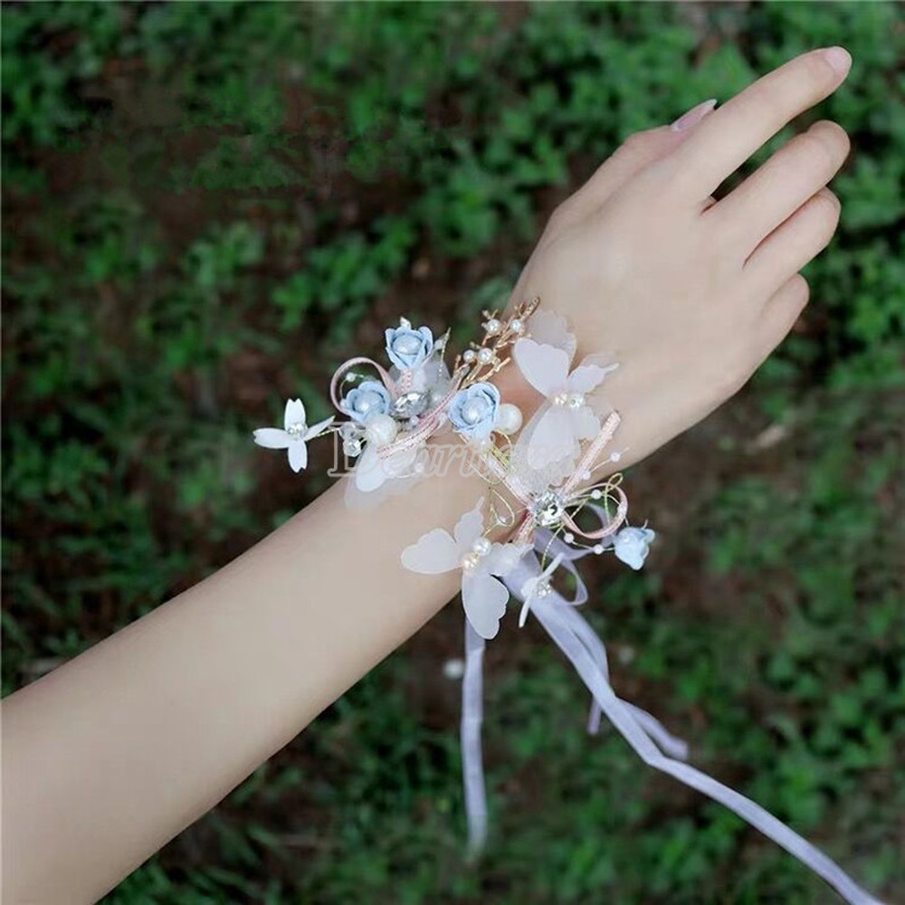 Vòng đeo tay xinh xắn dễ thương cho cô dâu