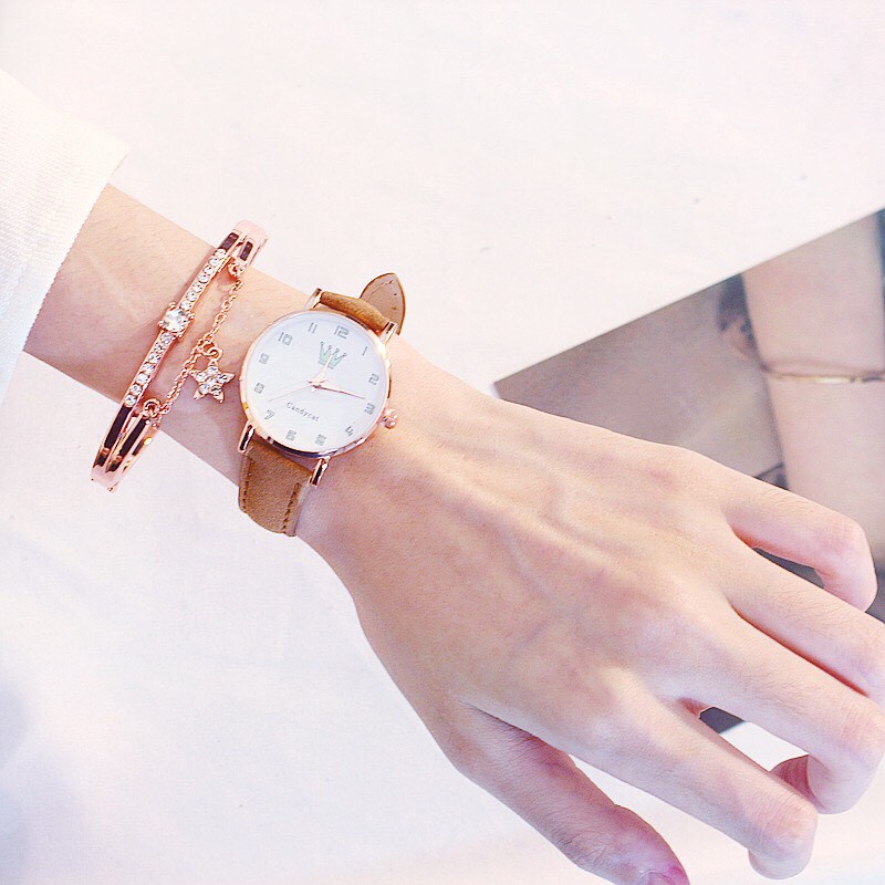 Đồng Hồ Nữ Dây Da Candycat Vương Miện D397 Dễ Thương - Hazo