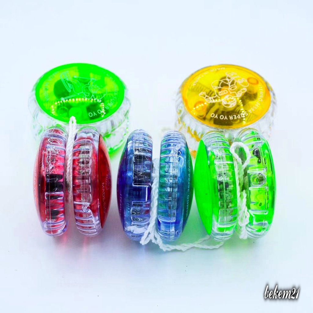 Con quay yoyo Đồ Chơi Con Quay ZoZo 🔥FREESHIP🔥 Con Quay YoYo Siêu Anh Hùng