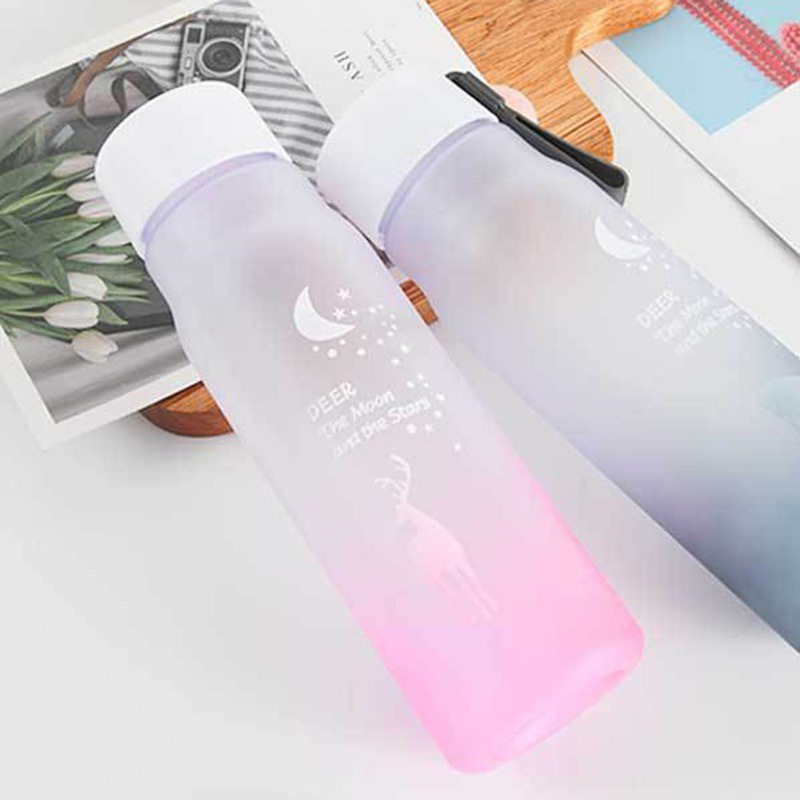 Bình nước in hình nai dễ thương | BigBuy360 - bigbuy360.vn