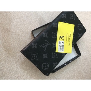 Ví cầm tay nam Louis Vuitton