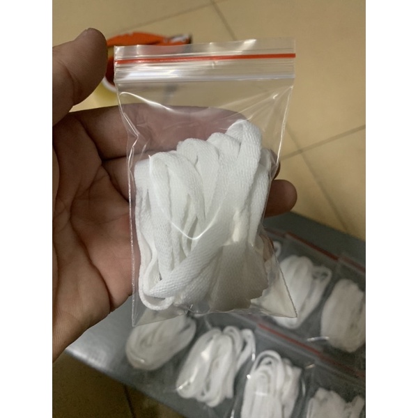 DÂY GIẦY TRẮNG HÀNG CÓ SẴN GIÁ SIÊU KHUYẾN MÃI