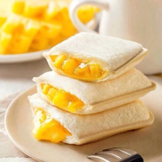 Bánh kem dứa bự