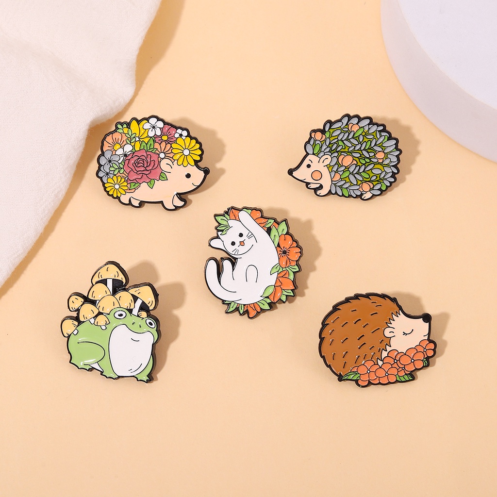 Trâm cài áo QIHE JEWELRY hình nhím gai/ động vật hoạt hình dễ thương