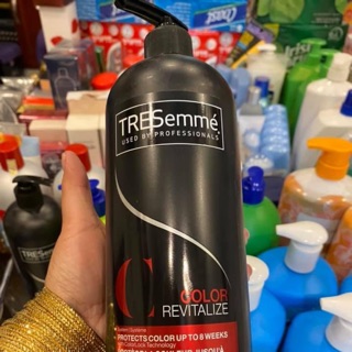 DẦU GỘI TRESEMME CURL HYDRATE  SHAMPOO 828ML DÀNH CHO TÓC UỐN, GIỮ NẾP TÓC XOĂN