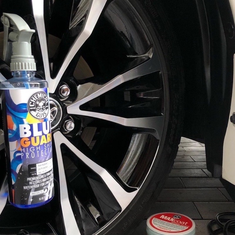 Dung Dịch Xịt Dưỡng Lốp & Nhựa Tạo Hiệu Ứng Lá Sen Chemical Guys Blue Guard