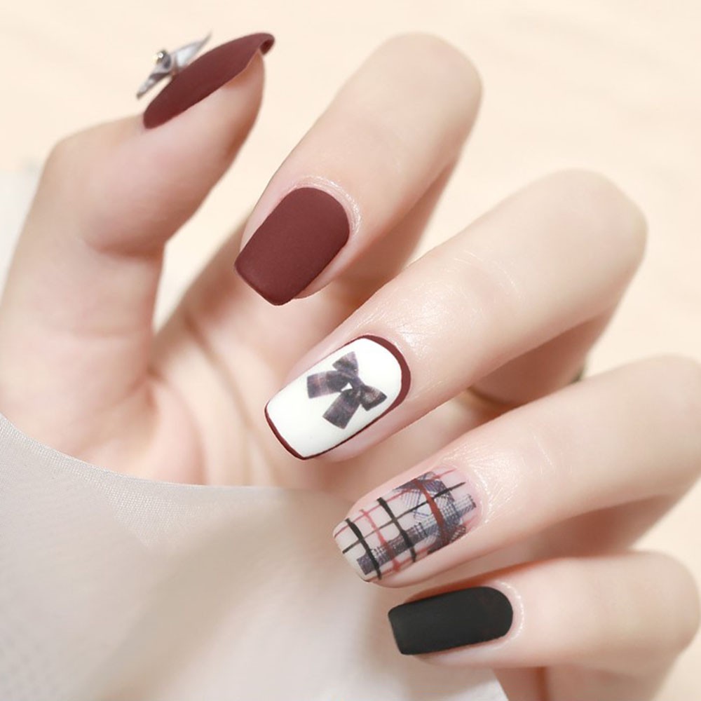 [Hàng mới về] Miếng Dán Trang Trí Móng Tay Nghệ Thuật Họa Tiết Kẻ Ô 3D Nhiều Màu Sắc