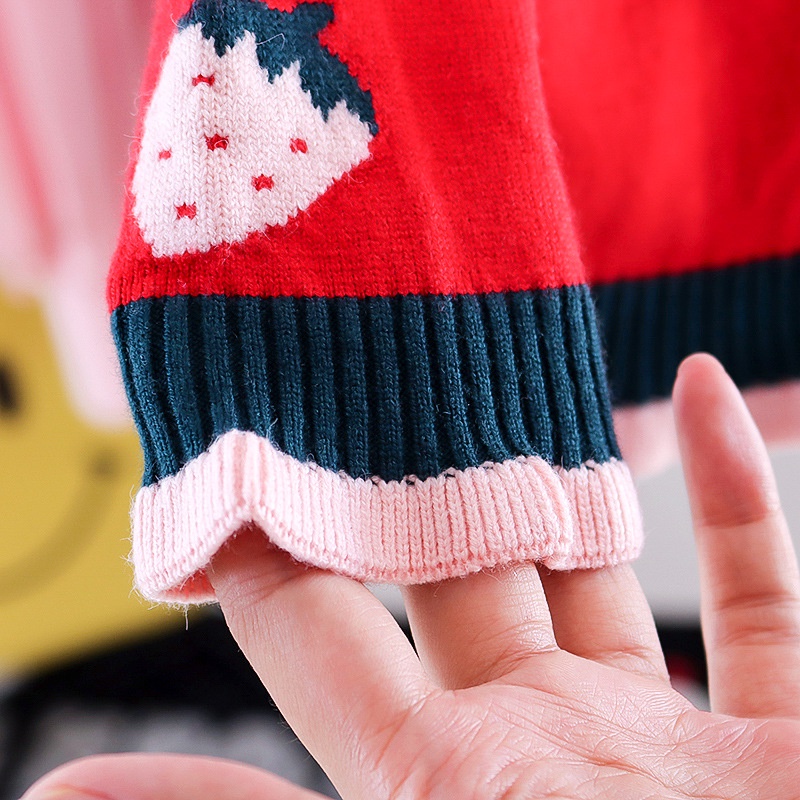 Áo cardigan bé gái sơ sinh 1/2/3 tuổi - Áo khoác len Cardigan họa tiết trái dâu dễ thương - HARABI SHOP | BigBuy360 - bigbuy360.vn