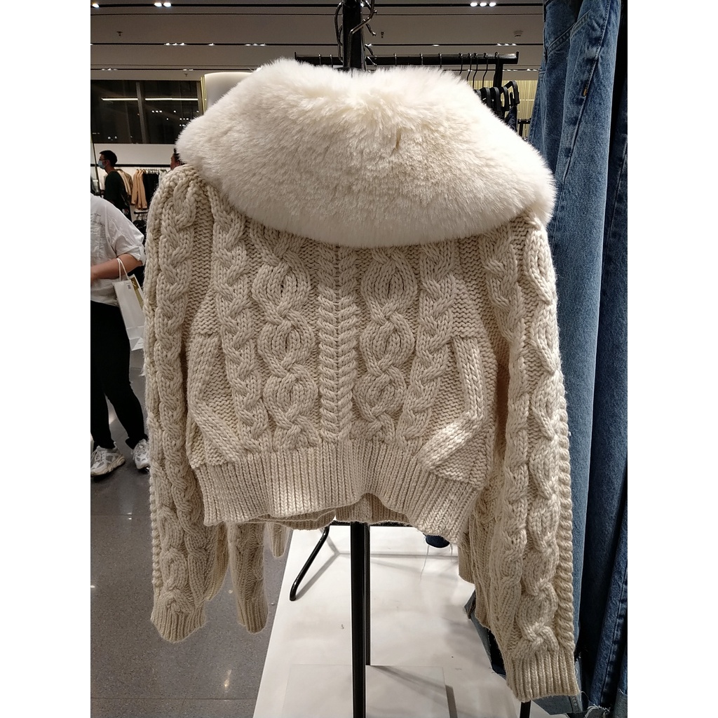 Set Áo Khoác Len Cổ Lông Winter Sweater + Chân Váy Da Lót Lông Cừu Chất Dày Dặn Siêu Ấm Áp Cho Nữ