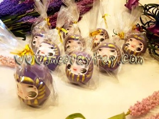 Daruma tím 5cm