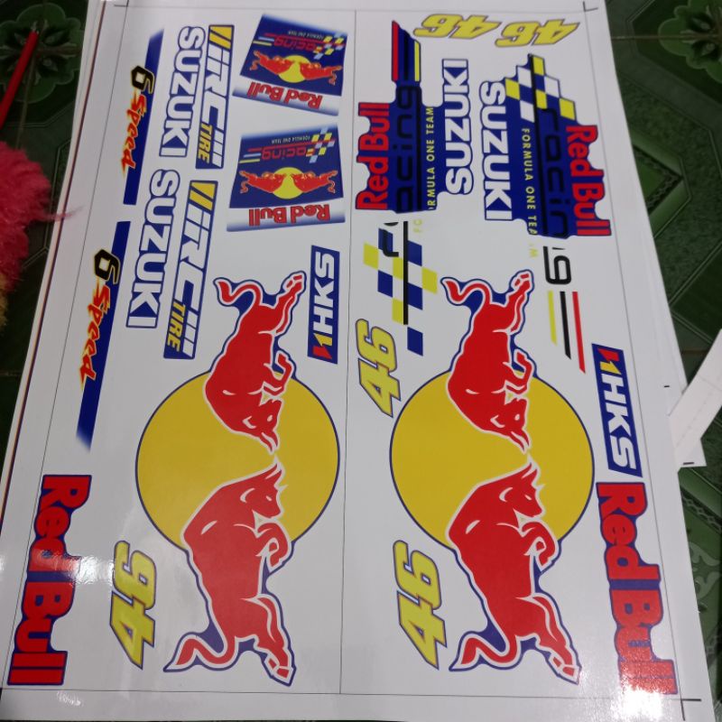 Tem rời xì po redbull dán xe xanh