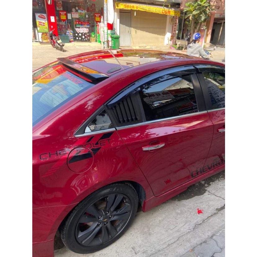 Ốp mang cá xe cru