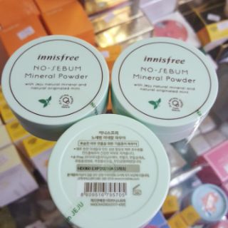 Phấn bột kiềm dầu Innisfree No-Sebum Blur Powder và No-Sebum Mineral Powder