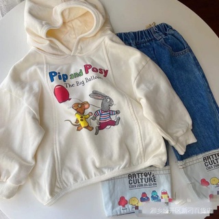 Trang phục áo hoodie và quần jean ghép nối in hoat5h ình thời trang mùa thu phương Tây 2022 cho bé gái