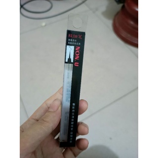 Bút kẻ mắt dạ BoB