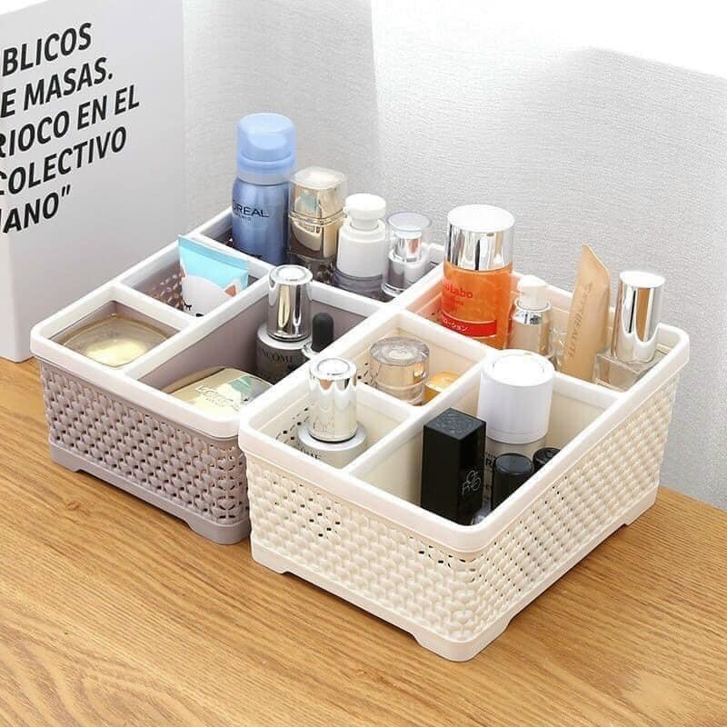 ( 2 Size ) Khay nhựa Đựng Đồ Chữ Nhật Đa Năng 4 Ngăn Việt Nhật - Khay đựng mỹ phẩm bút, tài liệu chia ngăn