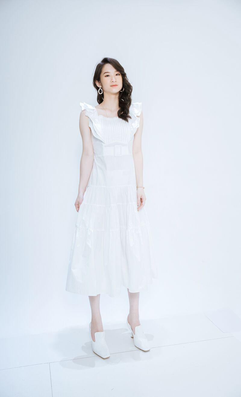 CCHAT Váy tay cánh tiên nhún tầng | BigBuy360 - bigbuy360.vn