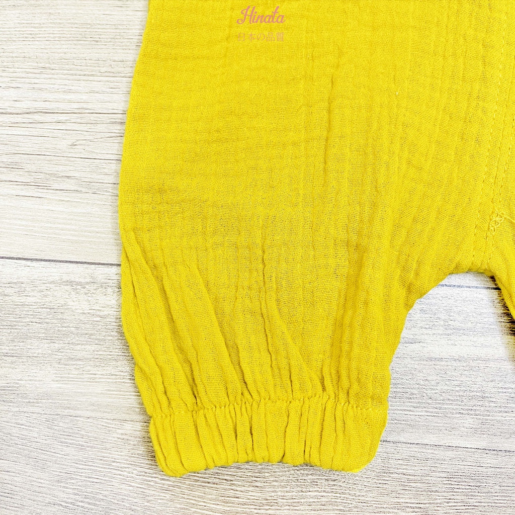 Set quần áo yếm Unisex Hinata - chất liệu đũi thoáng mát BF63