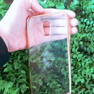 Ốp lưng Silicon SS J7 Plus viền vàng