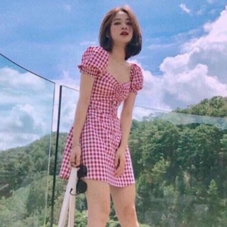 Đầm caro tay phồng