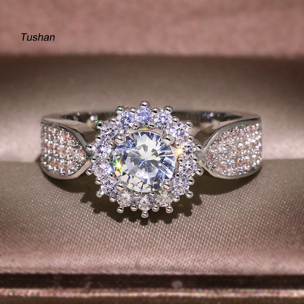 TUSH Luxury Women Round Cut Rhinestone Inlaid Finger Ring Proposal Party Jewelry Gift