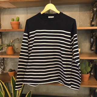 Long sleeve striped tee