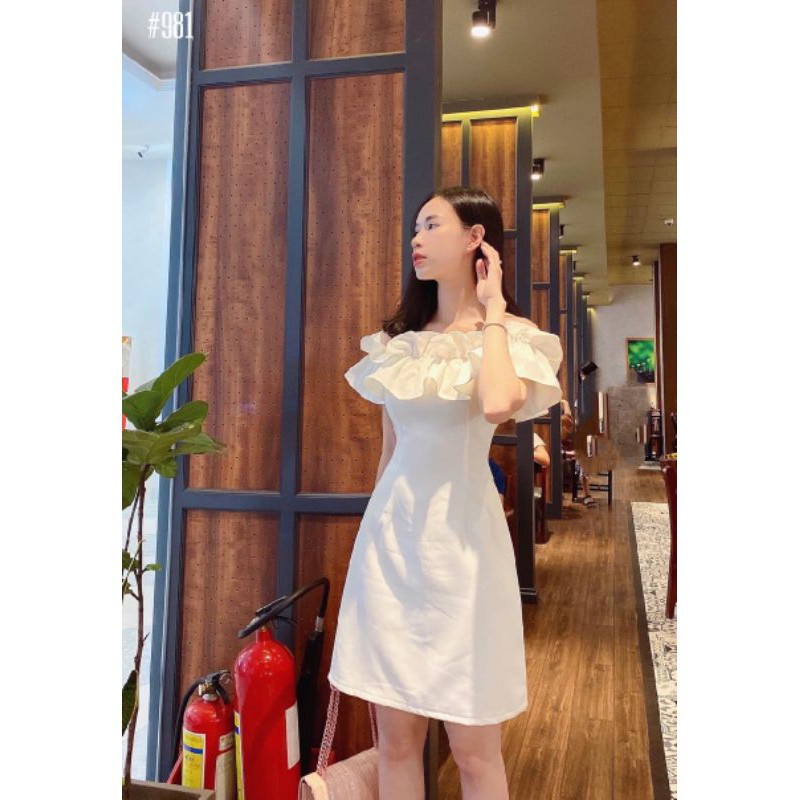 Đầm trắng trễ vai bèo tầng dạo phố, dự tiệc xinh xắn (có ảnh thật)