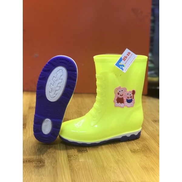 Ủng trẻ em , Ủng lội nước của bé