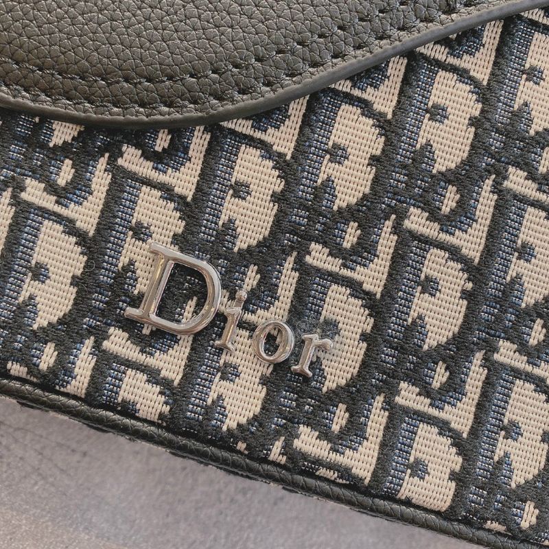 Túi chéo nam&amp;nữ D.I da trâu sz25x17 logo tem cod đầy đủ