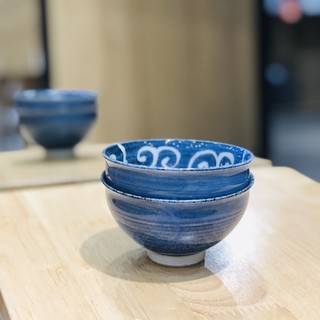 Chén gốm nhỏ hoa văn