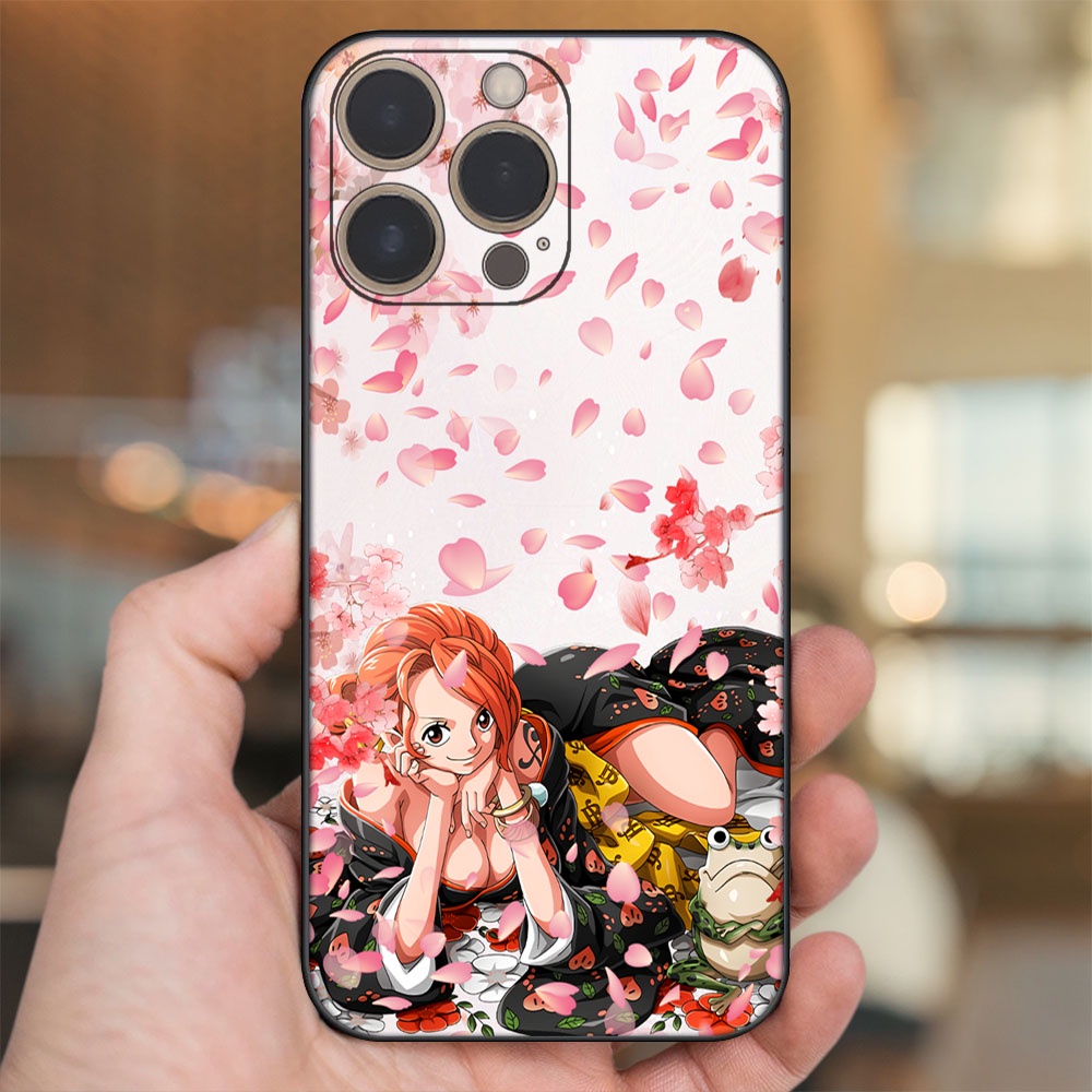 Ốp lưng iPhone 14 Pro dẻo đen cạnh vuông in hình Nami One Piece Đảo Hải Tặc