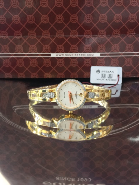 Đồng hồ nữ sunrise mặt đính đá mẫu mới nhất chính hãng