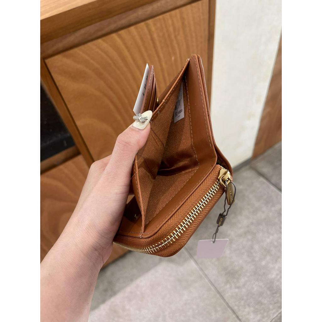 Ví cầm tay CNK full hộp xinh