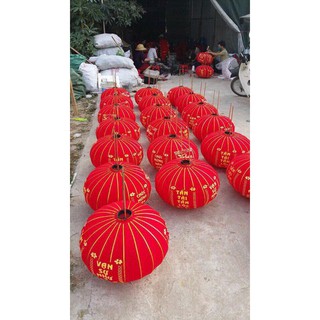 Lồng đèn đỏ treo tết