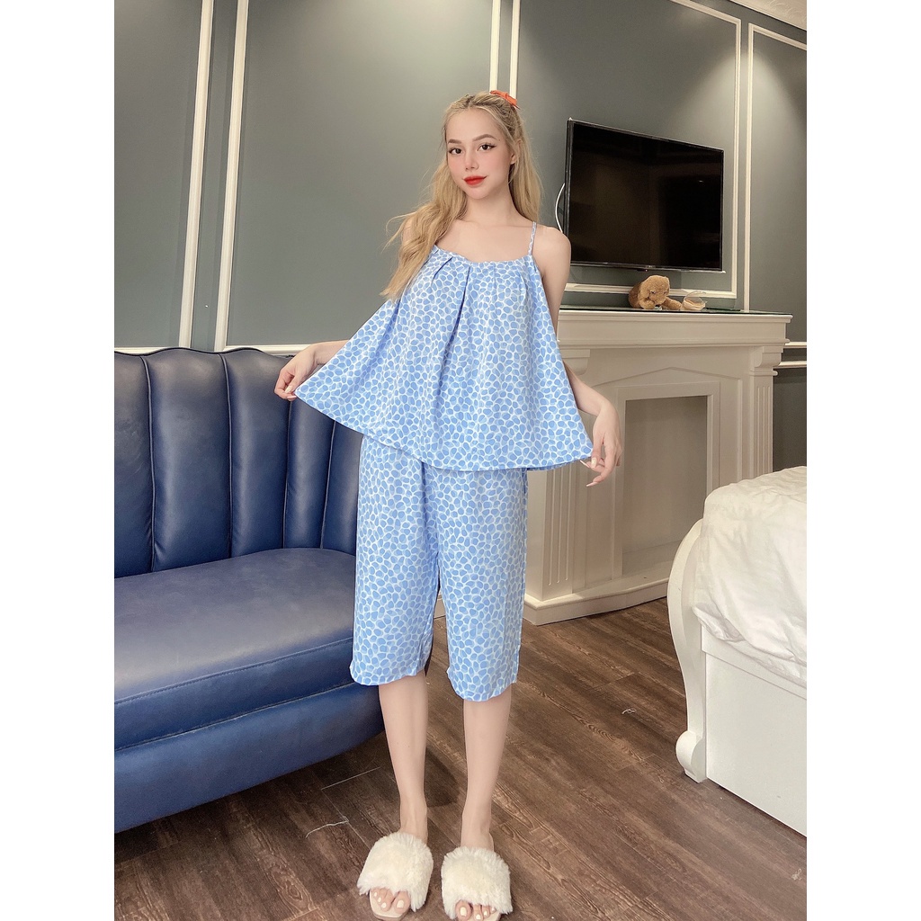 Đồ Bộ Mặc Nhà VAYO, Bộ Lửng Đồ Mặc Nhà Áo Hai Dây Xếp Ly Ngực Đẹp Vải Lụa Mát Thời Trang Nữ Có Túi Dưới 65kg | BigBuy360 - bigbuy360.vn