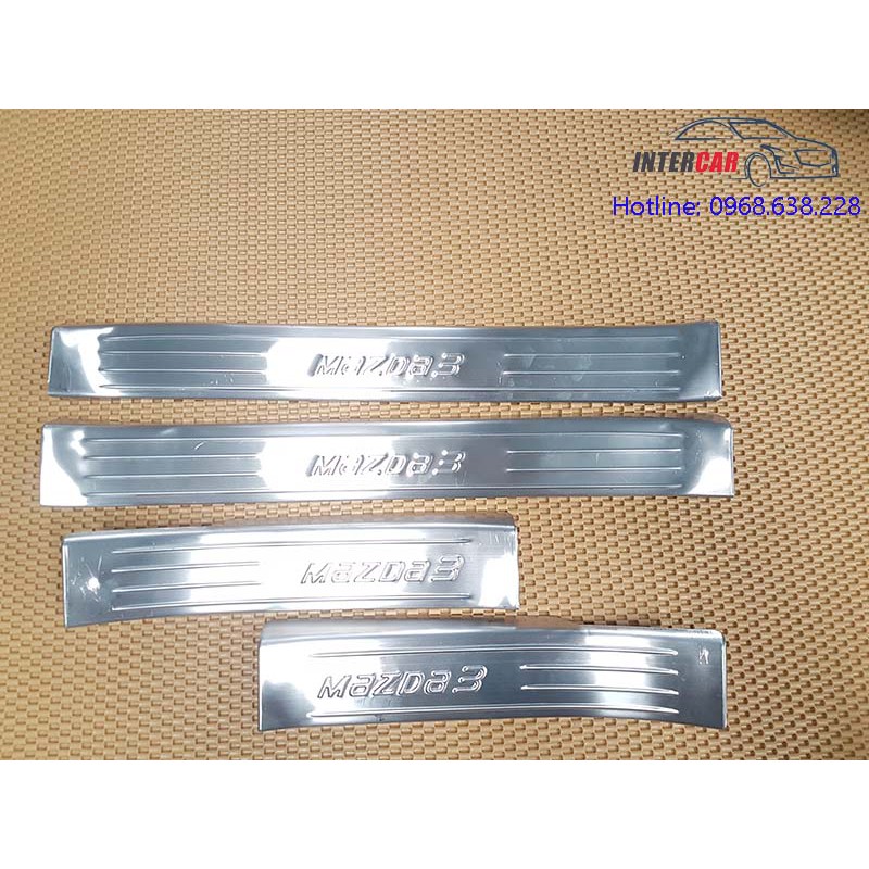 Ốp bậc cửa MAZDA 3