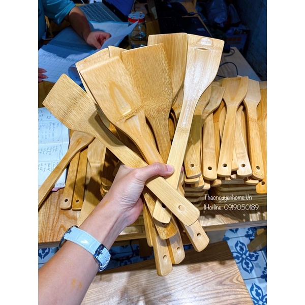 Cây xẻng phới xào gỗ già