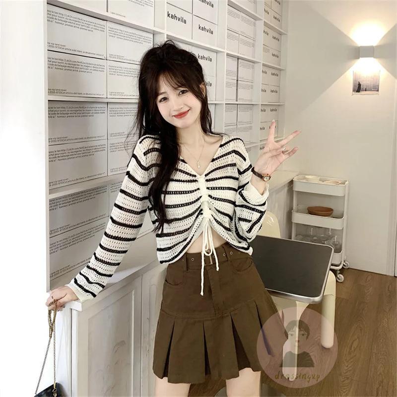 Áo Dệt Kim Tay Dài Cổ Chữ V Họa Tiết Kẻ Sọc Thiết Kế Dây Rút Thời Trang Mùa Hè Xinh Xắn Cho Nữ