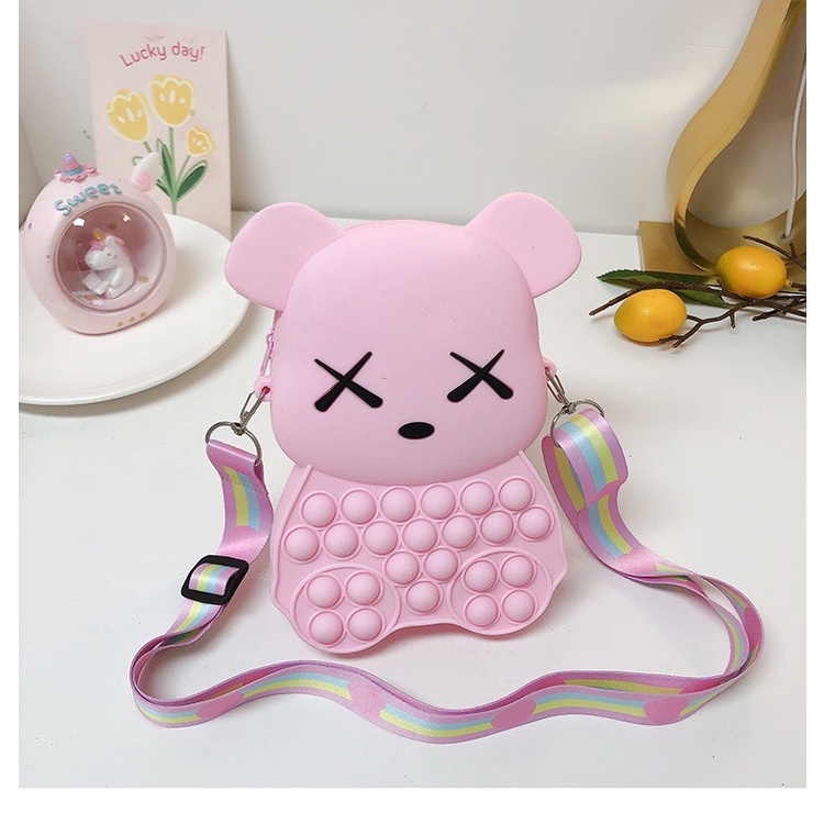 Túi xách đeo chéo silicon gấu bear rick, bong bóng pop-it giảm căng thẳng thời trang 2023