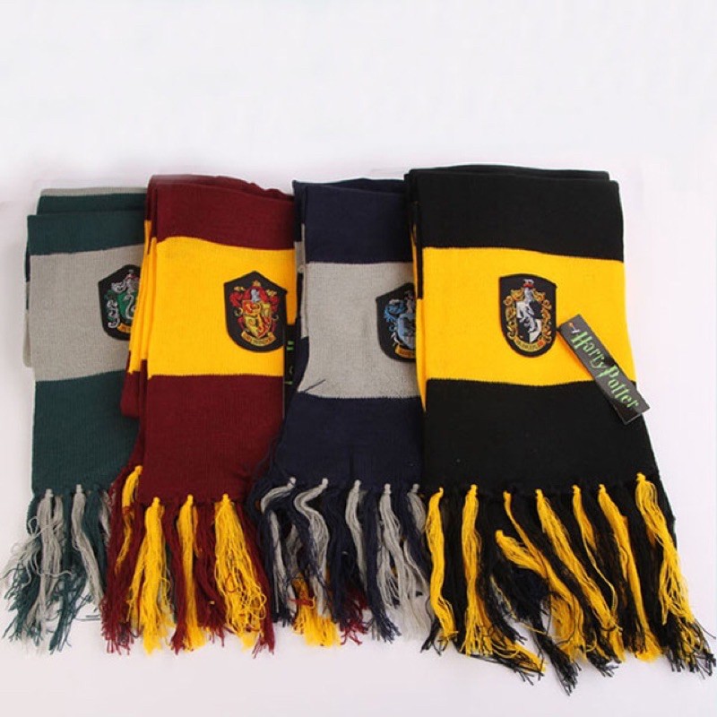 Khăn Quàng Cổ đồng phục trường Hogwarts loại tua dài, chất len 2 lớp dày dặn