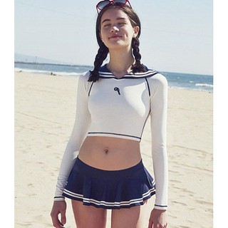 Có sẵn bộ đồ bơi nữ croptop thủy thủ