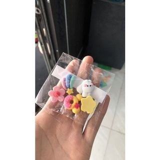 Bình Nước 2 Lít Tặng Kèm Sticker Có Vạch Kẻ Chia ML Cho Mỗi Ngày Kèm Ống Hút Tiện Lợi