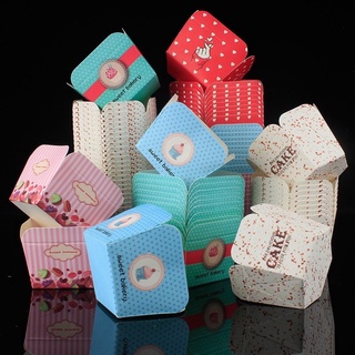 Cupcake giấy cứng hình vuông chịu nhiệt