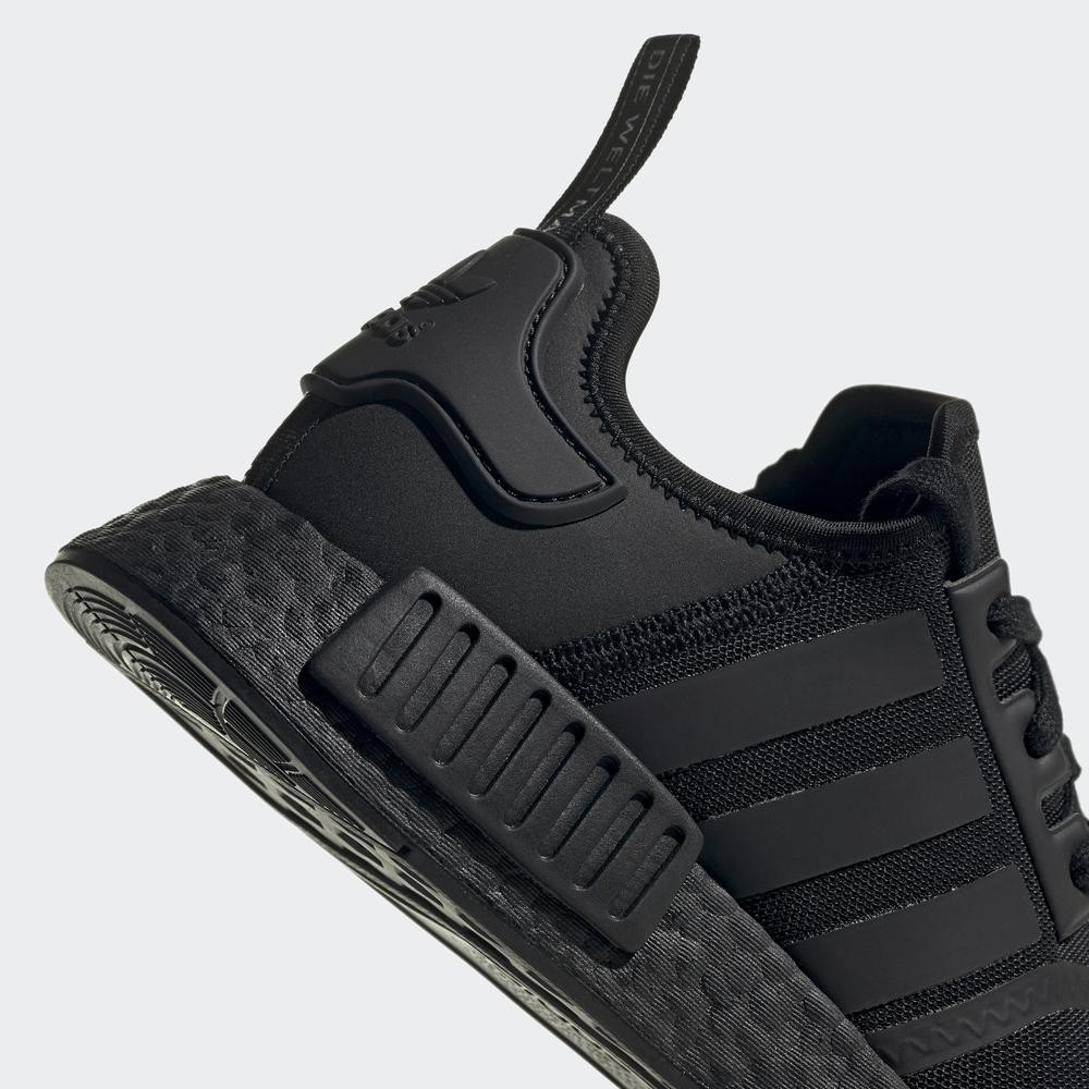 [Mã WABRD7 giảm 150K đơn 1 Triệu] Giày adidas ORIGINALS Nam Nmd R1 Màu Đen FV9015