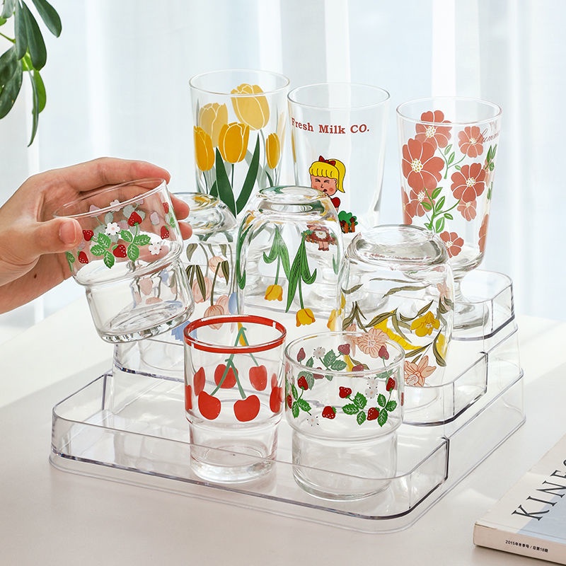 Giá Đỡ Cốc Nước Ba Tầng Bằng Kim Loại Tiện Dụng Và Bền