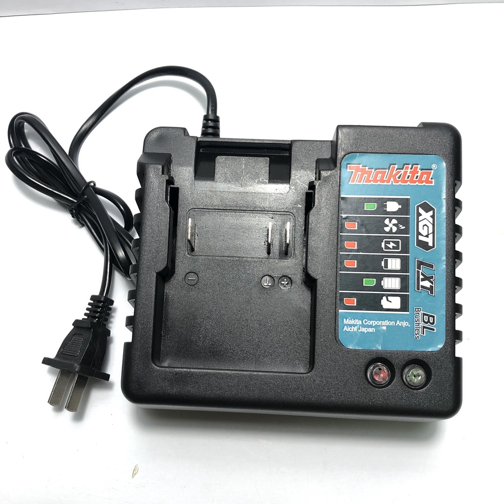 Sạc đế 21V -18V, sạc các loại pin trượt Makita và pin TQ 18V 10 cell, dùng mạch sạc adaptor DC