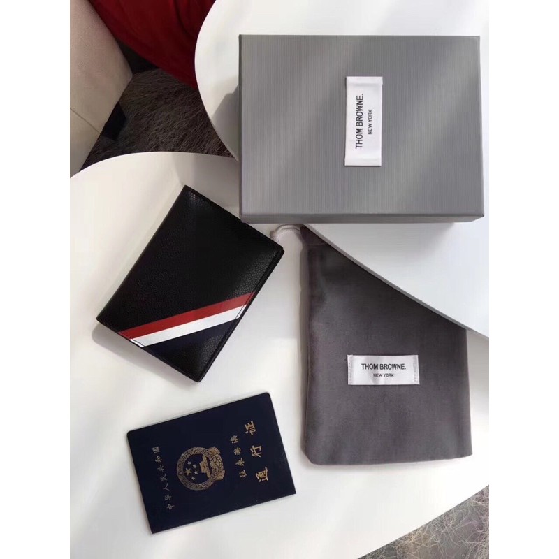 Ví nam dáng gập sọc màu logo hoạ tiết vân da bò cao cấp thom browne