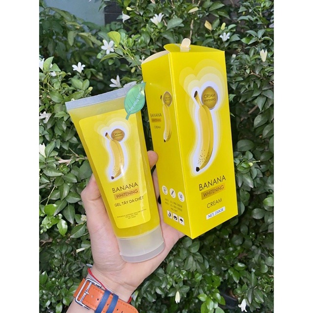 Tuýp Gel Tẩy Da Chết Banana Cream Whitening 250g